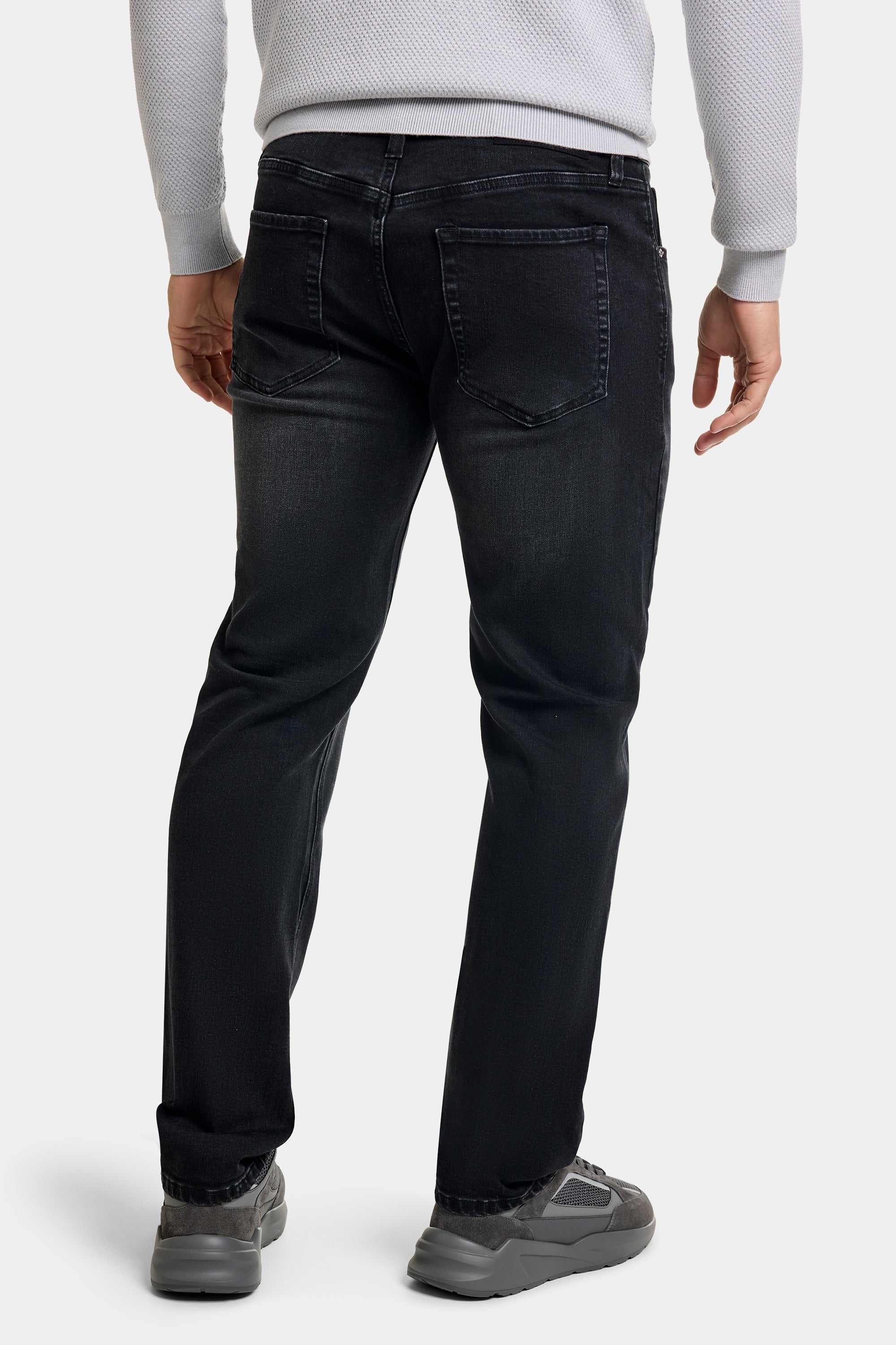 THE MATTEO SLIM JEANS