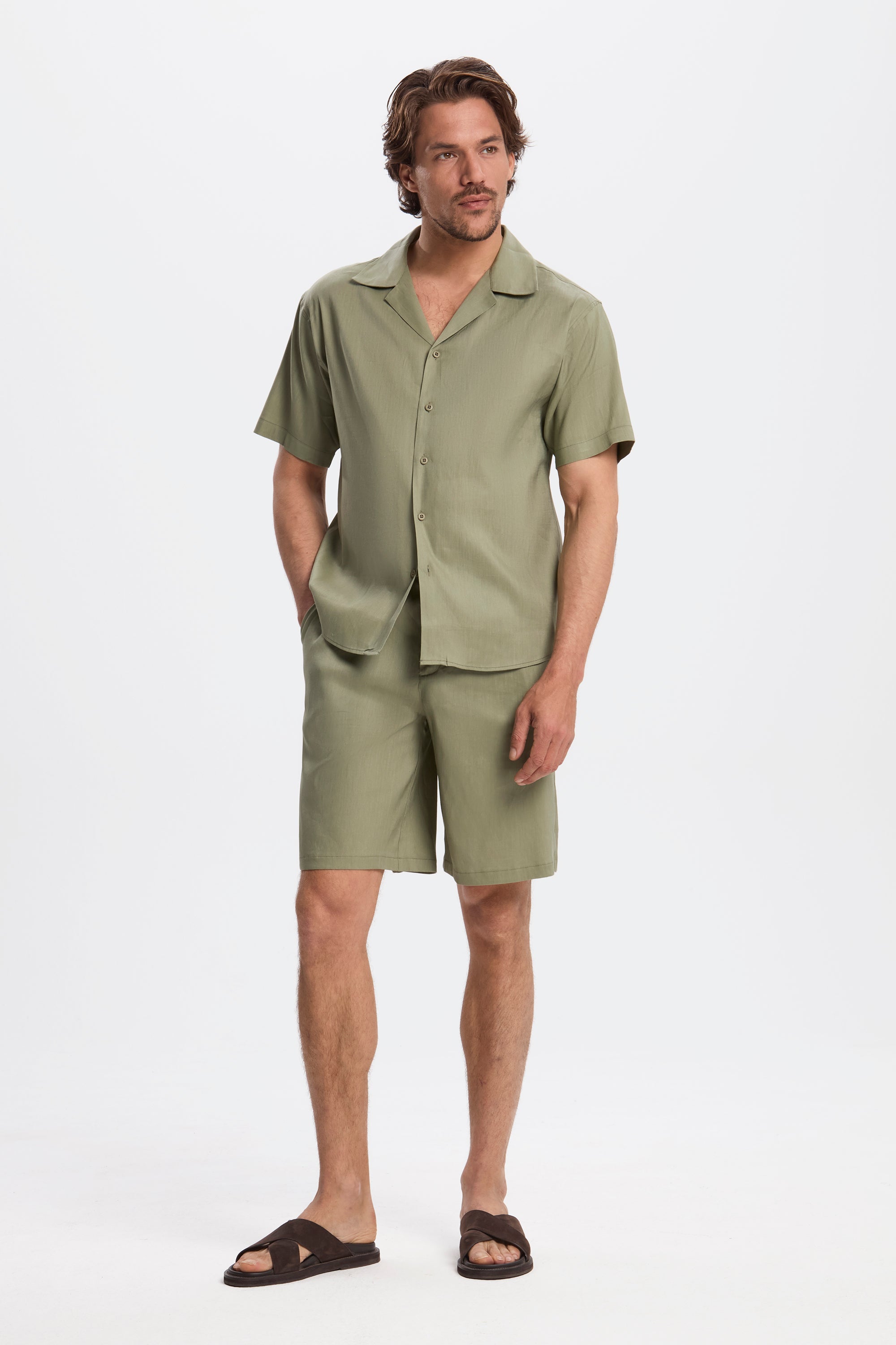 THE LINEN SHORTS